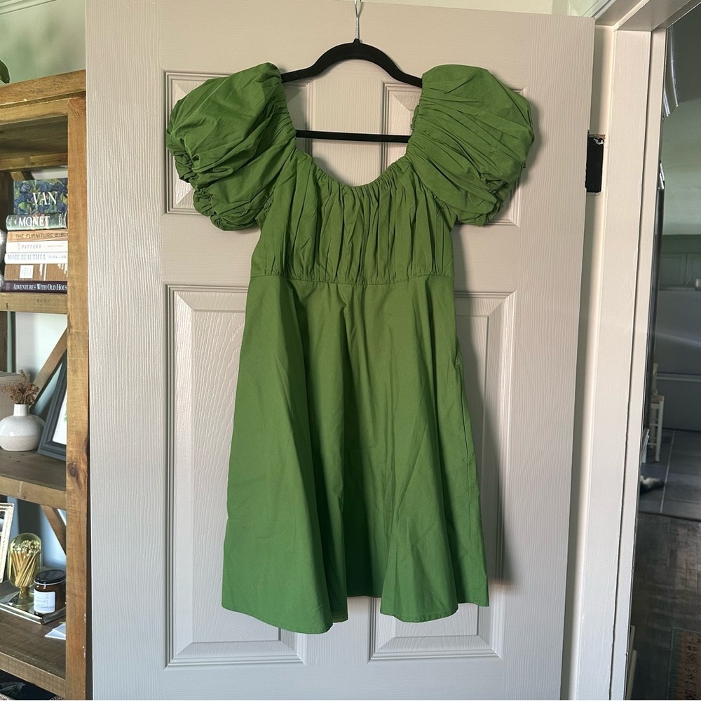 Abercrombie NWOT Green Puff Sleeve Mini Dress